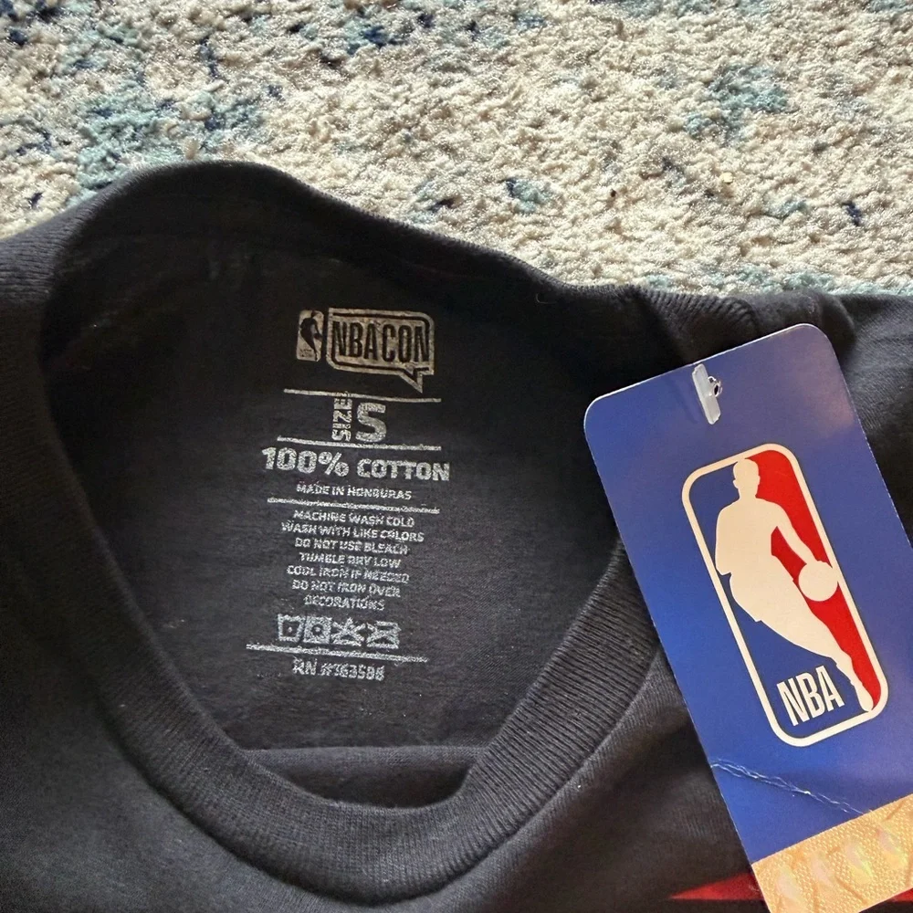 NBA Black and Red Chicago Bulls Tee - Picture 3 of 3